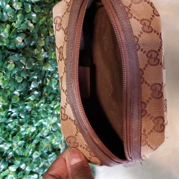 Gucci GG Canvas Cosmetic Case - Picture 7 of 7